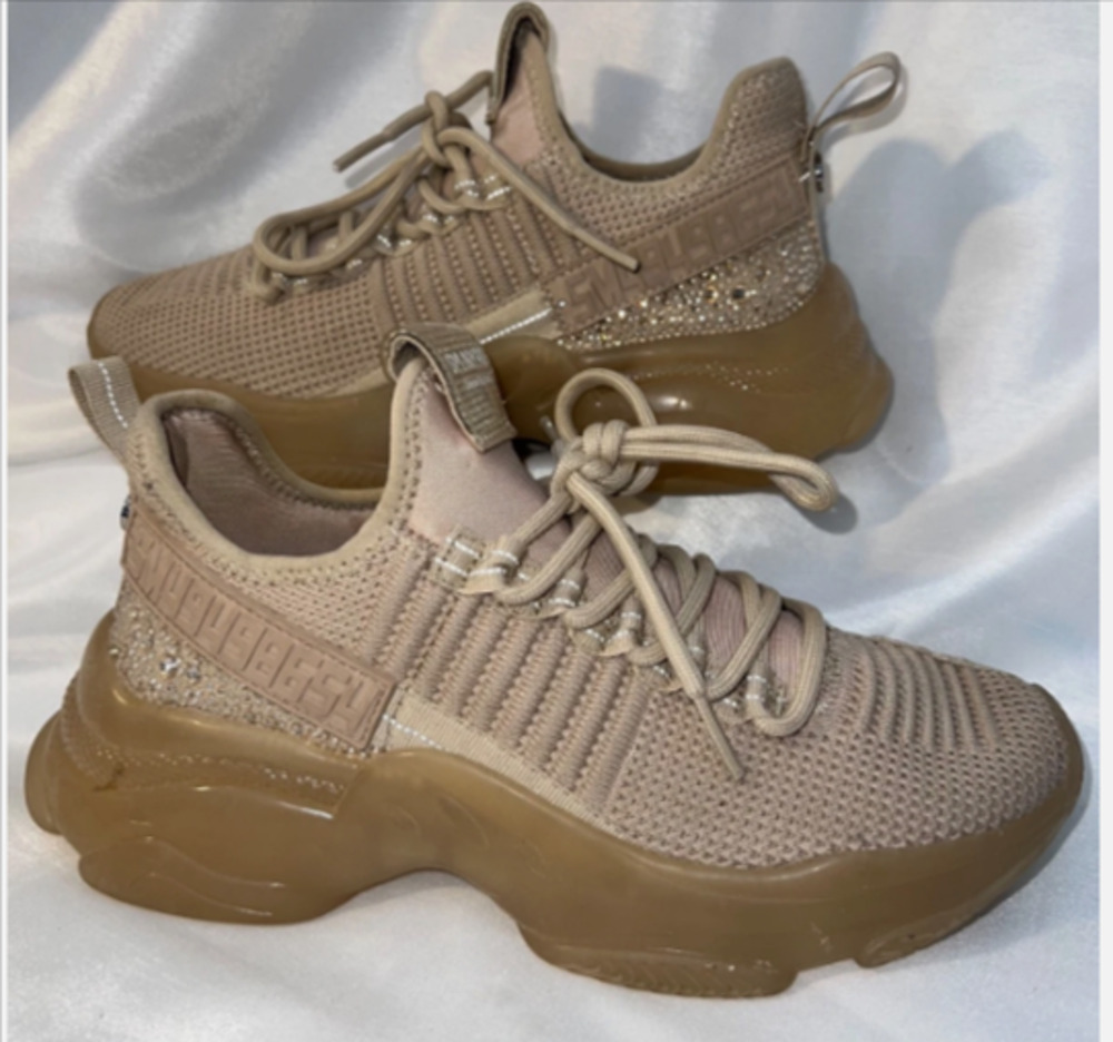 Steve Madden Maxilla-R Womens Size 7M Blush Tan Rhinestone Chunky Sneakers
